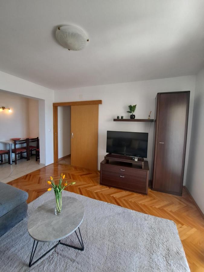 Apartments Marija Brela Exterior photo
